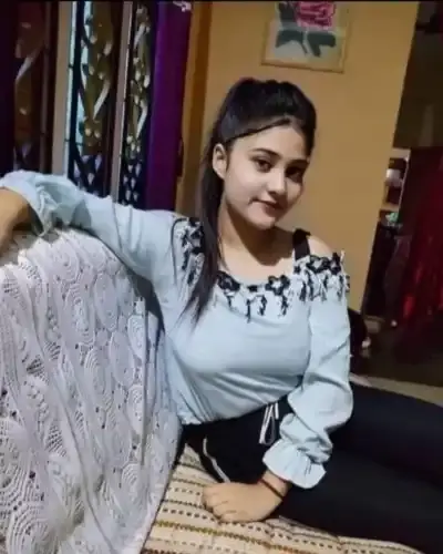 Call Girls Service in Vartak Nagar